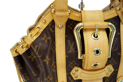 louis vuitton theda gm bag|LOUIS VUITTON Monogram Theda GM 1452537 .